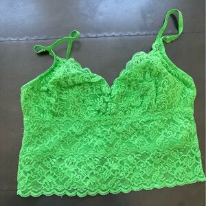 Gilly Hicks Bealette